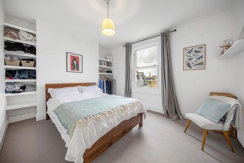 Flat C, 28 Jelf Road, London, SW2 1BJ