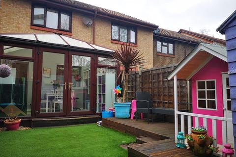 6 Clover Way, Wallington, SM6 7HP