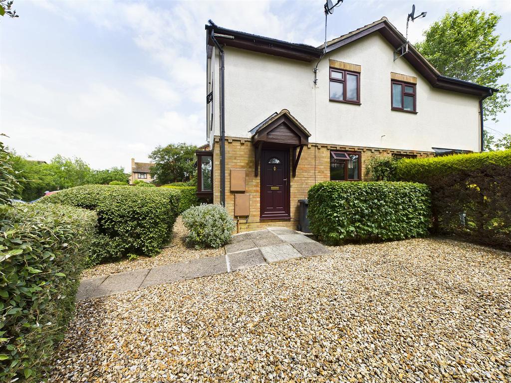 Petersfield Close, Chineham, Basingstoke 1 bed house £200,000
