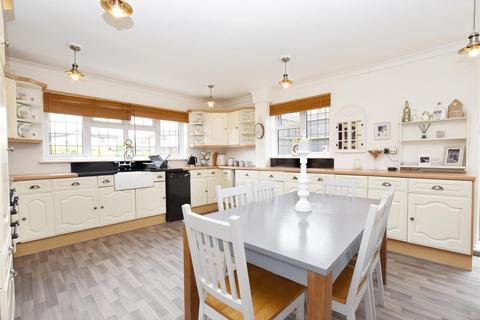 1 Berkeley Close, Abbots Langley, WD5 0XA