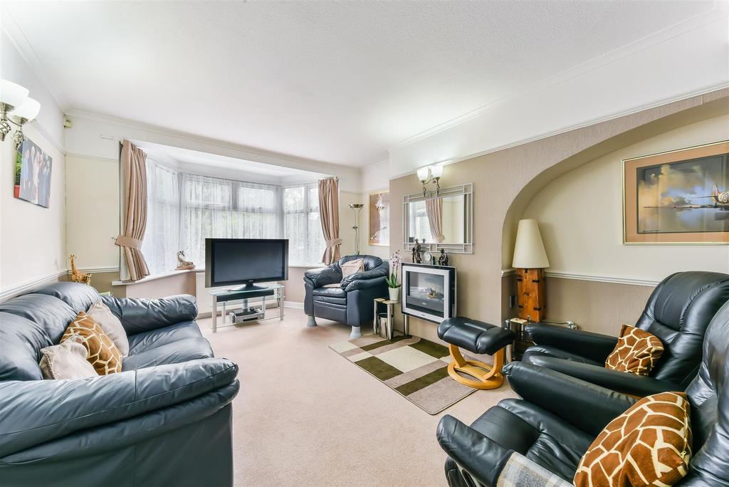 Beverley Way, West Wimbledon, SW20 4 bed house £855,000