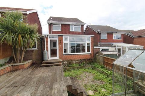 5 Snowdon Drive, Horwich, Bolton, BL6 7DG