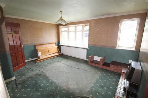 5 Snowdon Drive, Horwich, Bolton, BL6 7DG