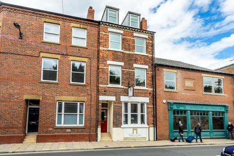 8 bedroom terraced house for sale - Gillygate, York