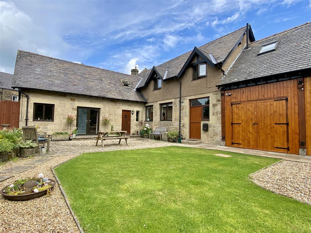 Main Road, Bamford, Hope Valley 4 bed detached house £2,200 pcm (£508 pw)