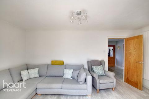 49 Brixham Close, Stevenage, SG1 2RZ