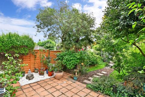 71 Birch Grove, Welling, DA16 2JN