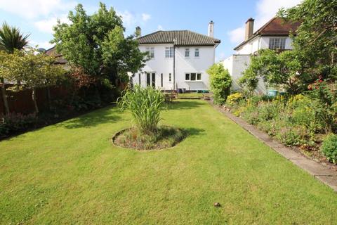 13 Woodcock Dell Avenue, Harrow, HA3 0PW