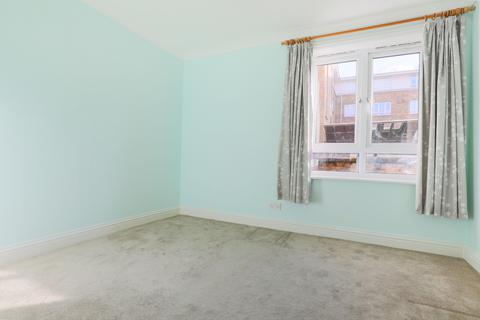 Flat 1, 7 Rainbow Quay, London, SE16 7UF