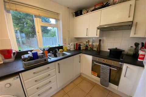 4 bedroom semi-detached house to rent, Bulan Road, Cowley, Oxford, Oxfordshire, OX3