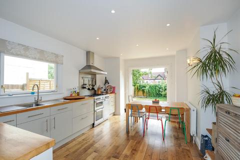 190 Adelaide Avenue, London, SE4 1JN