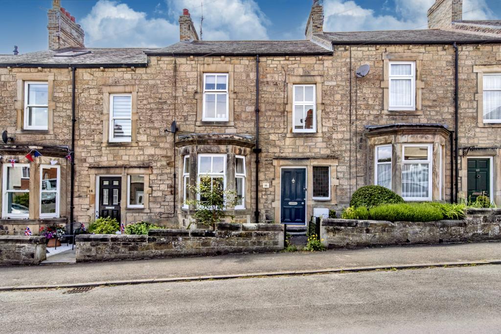 Burswell Avenue, Hexham NE46 3 bed terraced house £1,150 pcm (£265 pw)