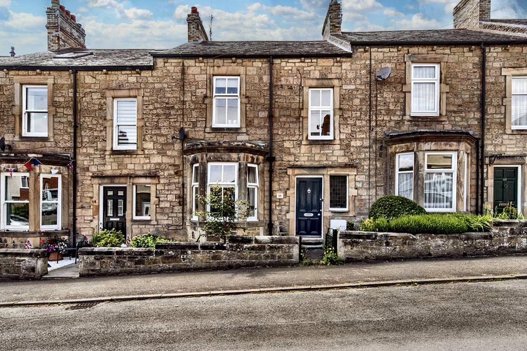 Burswell Avenue, Hexham NE46 3 bed terraced house to rent £1,150 pcm (£265 pw)