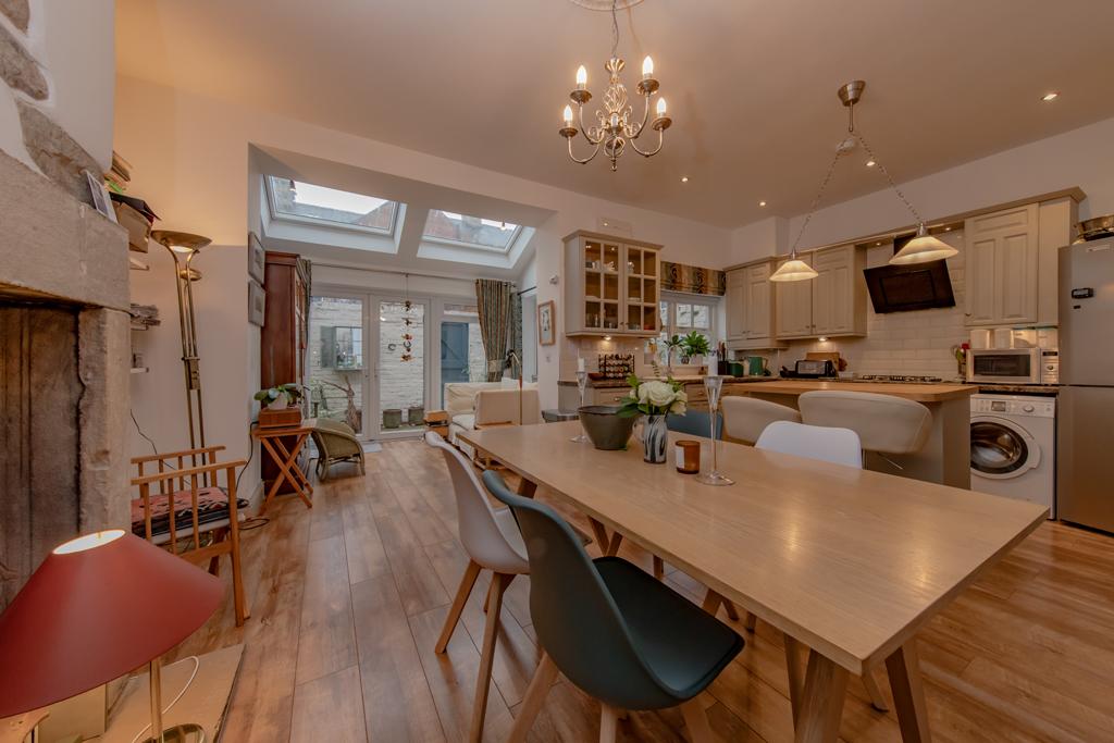 Burswell Avenue, Hexham NE46 3 bed terraced house £1,150 pcm (£265 pw)