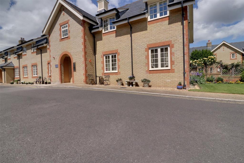 Stable Court, Gatchell Oaks, Trull, Taunton, TA3 2 bed apartment for sale £232,000
