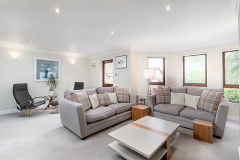 40 Beechmount Park, Edinburgh, EH12 5YT
