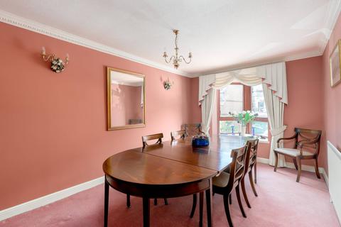 40 Beechmount Park, Edinburgh, EH12 5YT