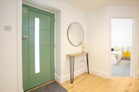 3 Locarno Road, London, W3 6RG