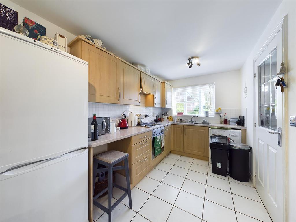 Bloom Avenue, Brymbo, Wrexham 3 bed end of terrace house for sale £