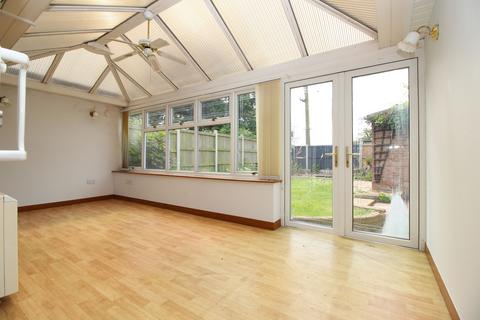 3 bedroom bungalow for sale, Leys Drive, Little Clacton, Clacton-on-Sea