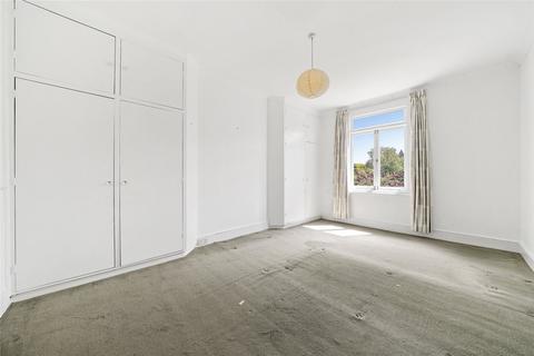 11 Cairn Avenue, London, W5 5HX