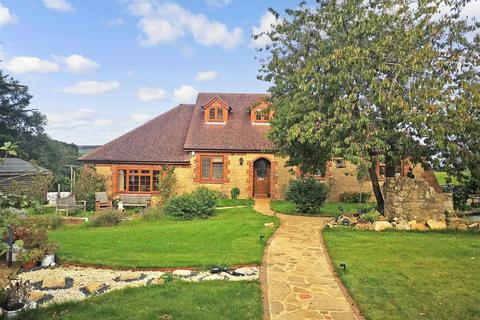 5 bedroom chalet for sale, Youngwoods Way, Alverstone Garden Village, Sandown, Isle of Wight