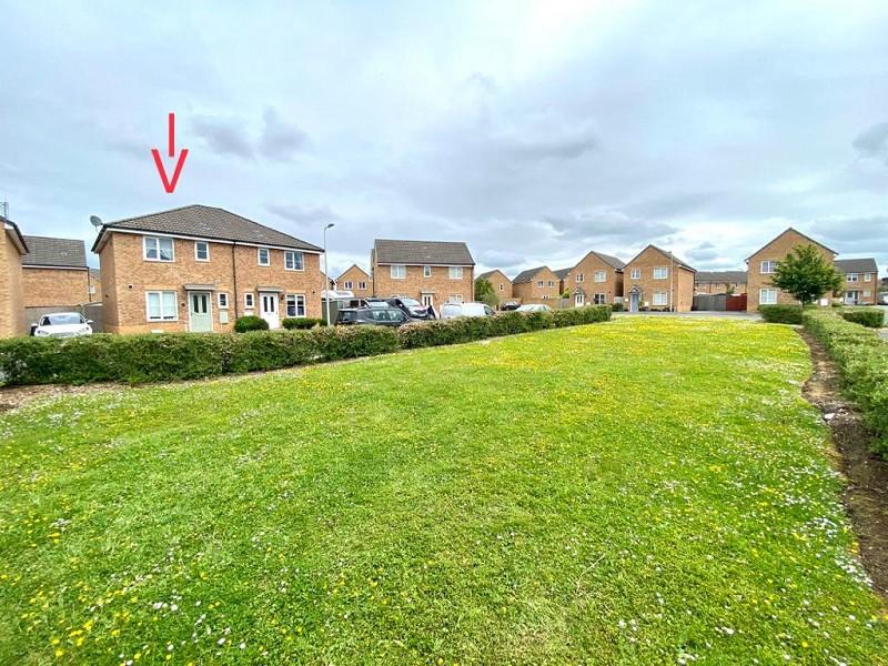 Llys Tre Dwr, Waterton, Bridgend... 3 bed semidetached house £220,000
