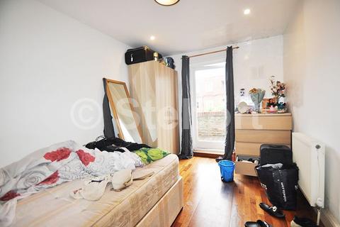2 bedroom flat to rent, Fairbridge Road, London N19