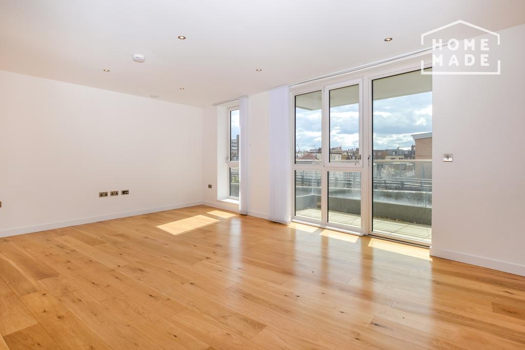 Glenbrook Apartments, Hammersmith, W6 3 bed flat £3,400 pcm (£785 pw)
