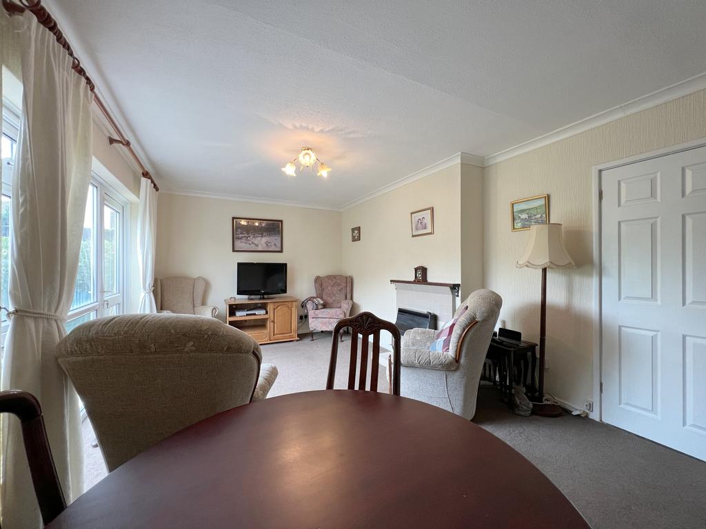 Living &amp; Dining Room
