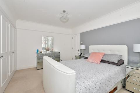 26 Woodside Road, Sutton, SM1 3SU