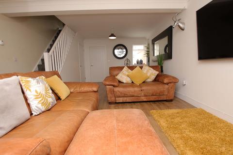 32 Pochin Crescent, Tredegar, NP22 4JR