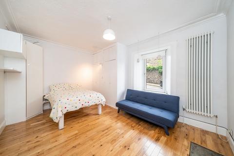 3 Gowrie Street, Newport-on-tay, DD6 8ED