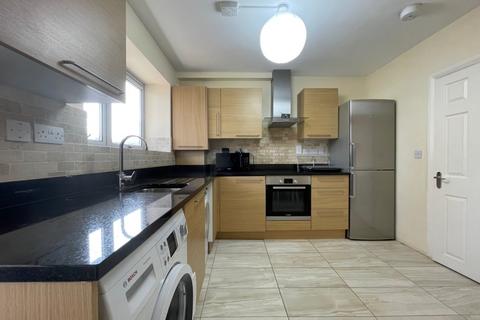 2 bedroom flat to rent, Athena Court,66 Granville Road,