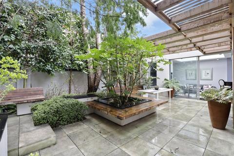 5 bedroom semi-detached house to rent, Elm Tree Road, St John's Wood, London