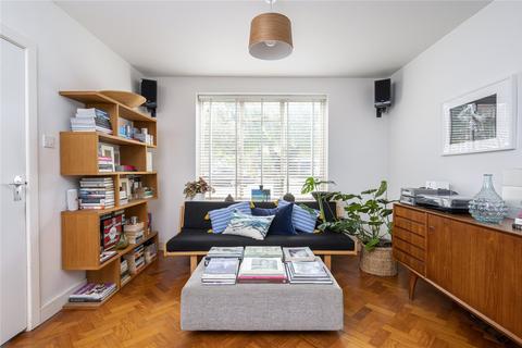 4 bedroom detached house for sale - Parkgate Close, Kingston upon Thames, KT2