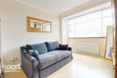 51 Macdonald Avenue, Hornchurch, RM11 2NF