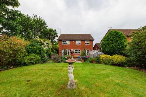 6 Basil Close, Northampton, NN4 0TQ