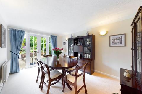 6 Basil Close, Northampton, NN4 0TQ