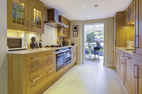 8 Alexander Place, London, SW7 2SF