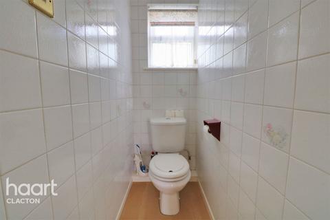 32 Colthorpe Road, Clacton-on-sea, CO15 4PT