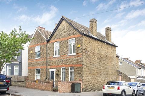 24 Apsley Road, London, SE25 4XT