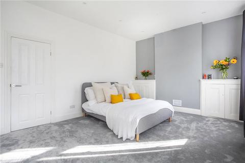 24 Apsley Road, London, SE25 4XT