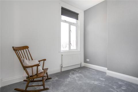 24 Apsley Road, London, SE25 4XT