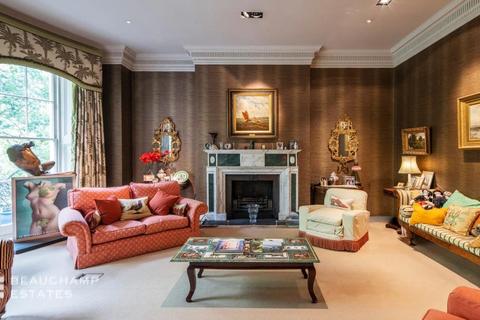 32 Old Queen Street, London, SW1H 9HP