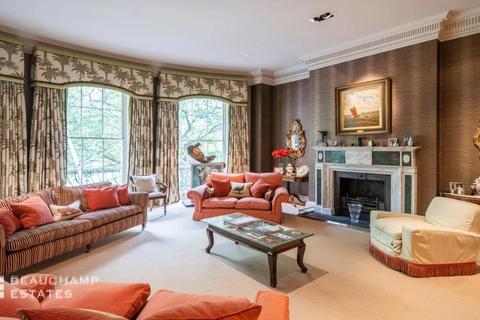 32 Old Queen Street, London, SW1H 9HP