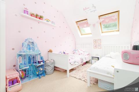 5 Camelia Close, Hethersett, Norwich, NR9 3FL