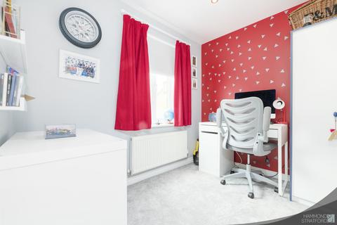 5 Camelia Close, Hethersett, Norwich, NR9 3FL
