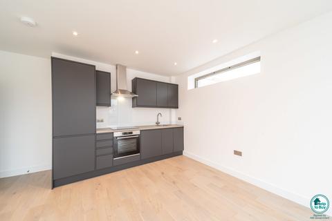 2 bedroom apartment for sale - Doyle Road, London