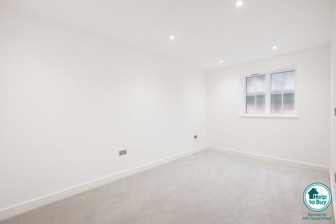 2 bedroom apartment for sale - Doyle Road, London